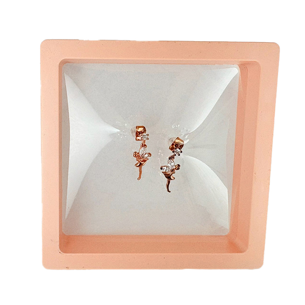RANER | Raner 娃娜